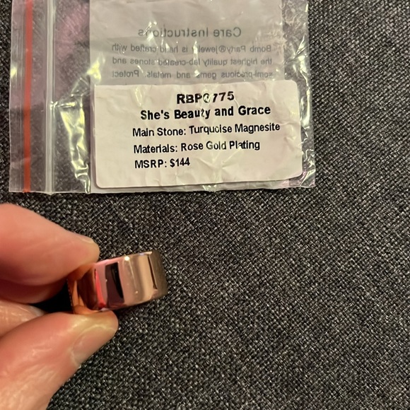 Bomb Party December Ring - Picture 2 of 3